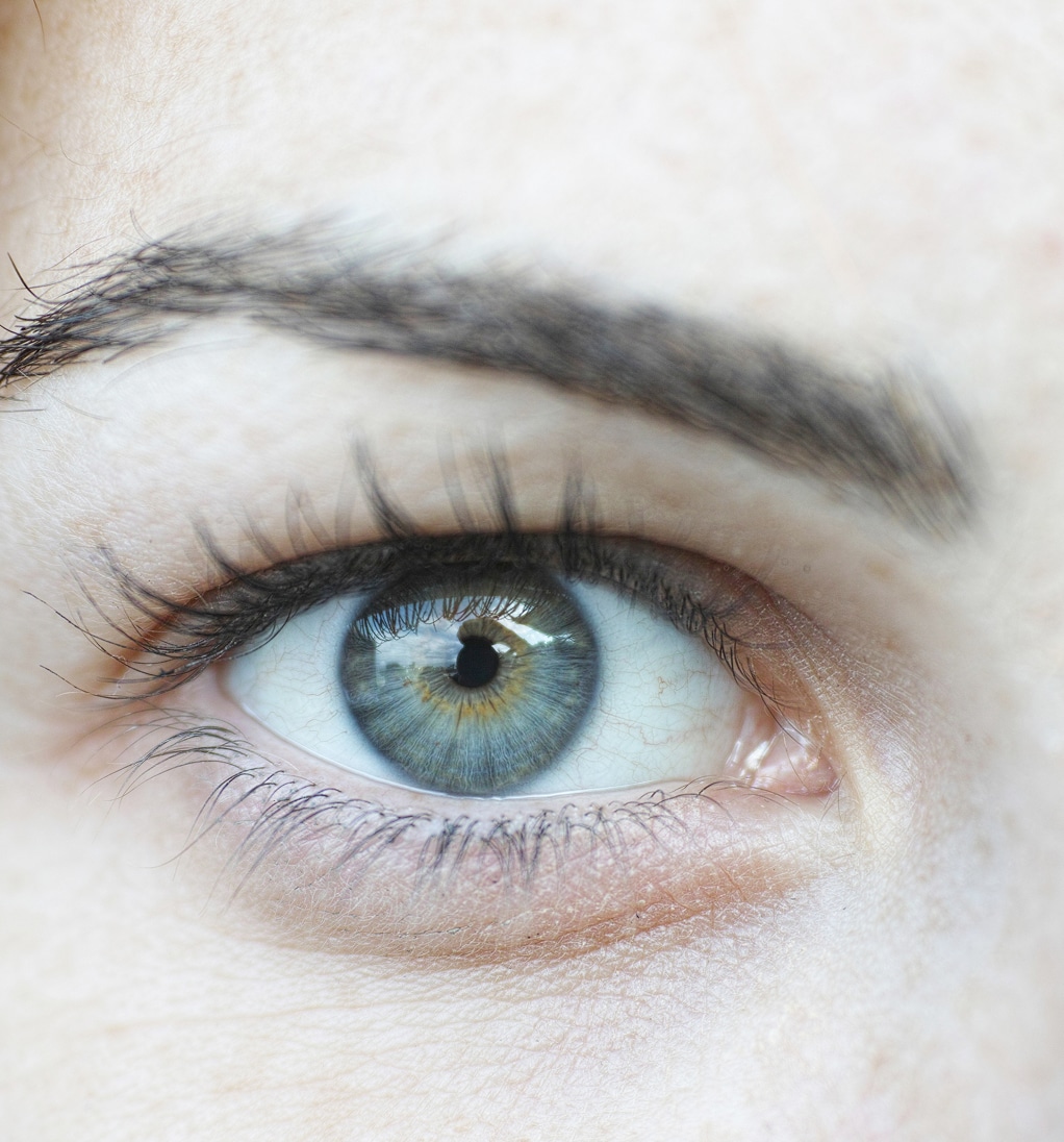 Green eye woman close up 1