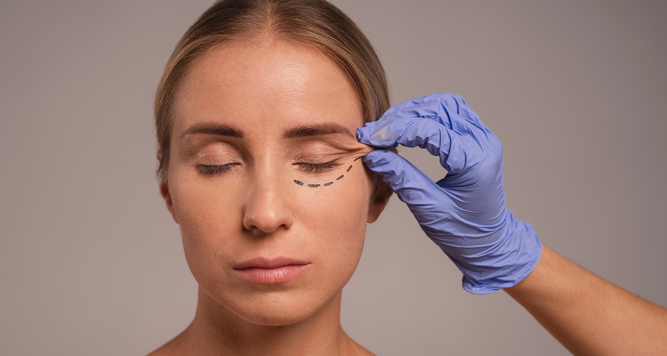 Woman preparing cosmetic surgery 2 1